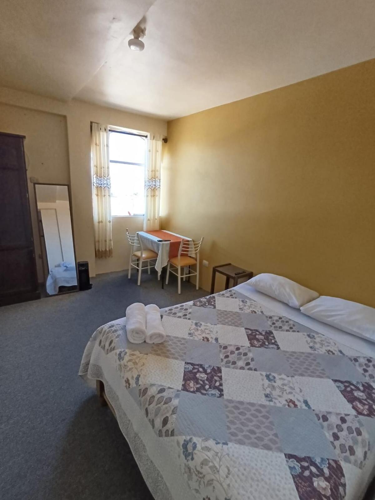 Hotel Summita Yunguyo Екстериор снимка